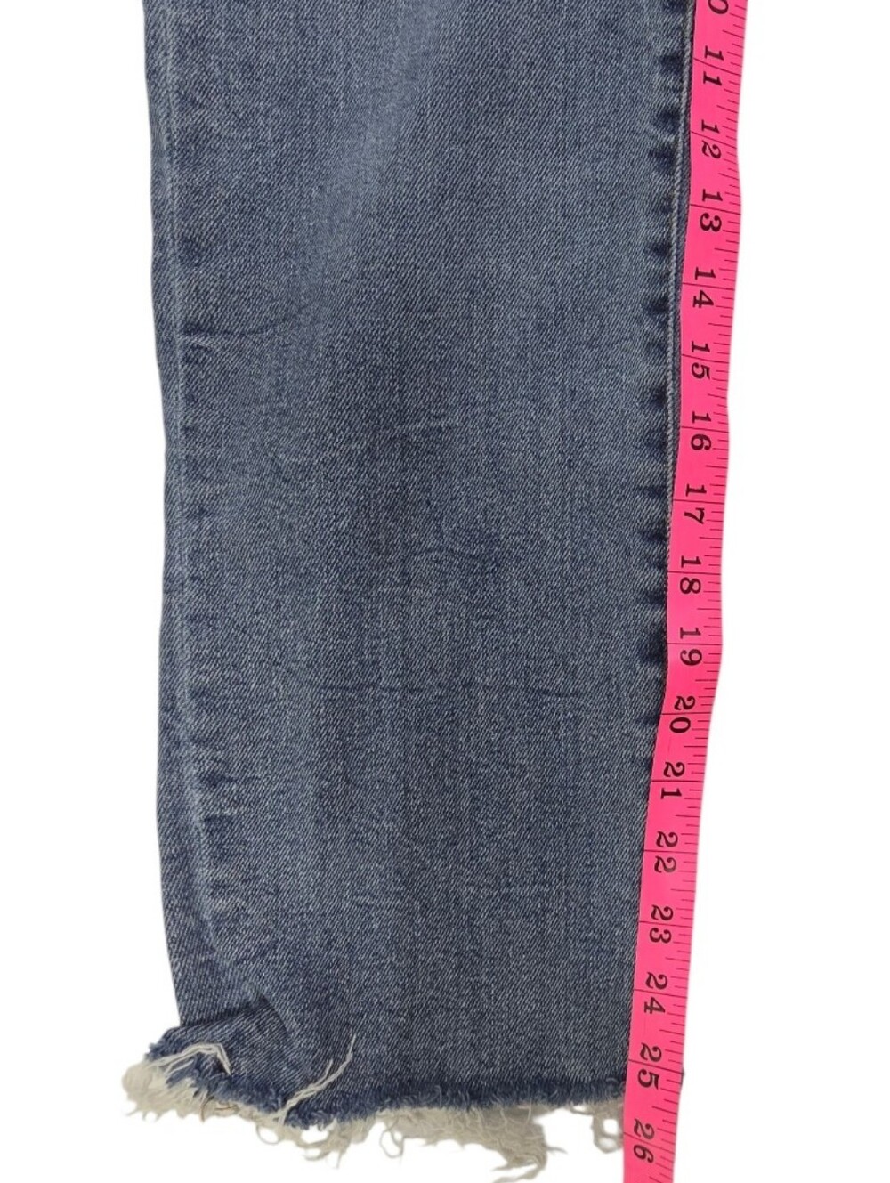Kensie Women's Straight Leg High Rise Jeans Size 8 Light Wash Raw Hem - Picture 8 of 11